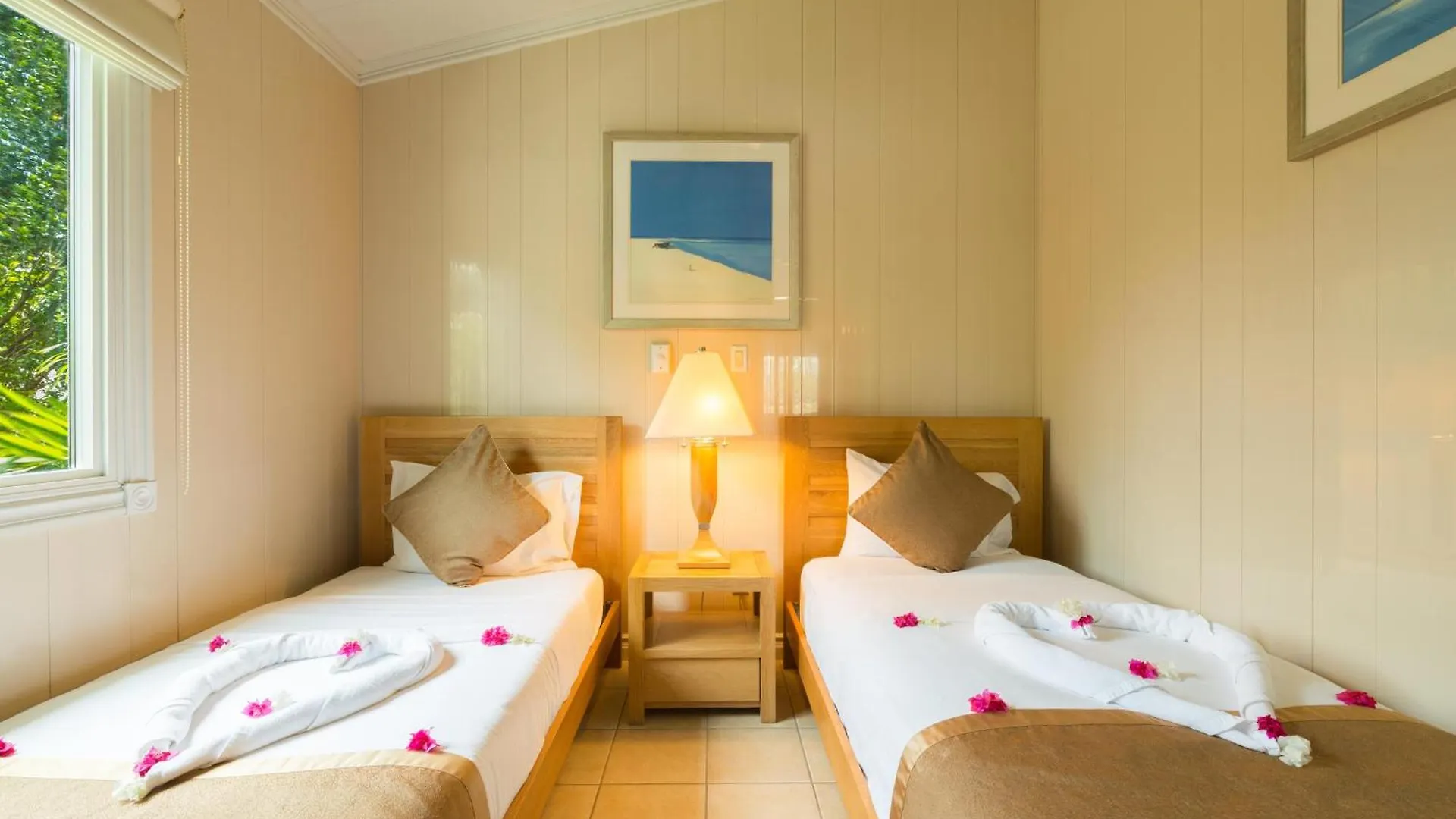 Kokomo Botanical Resort - Caribbean Family Cottages Turtle Cove