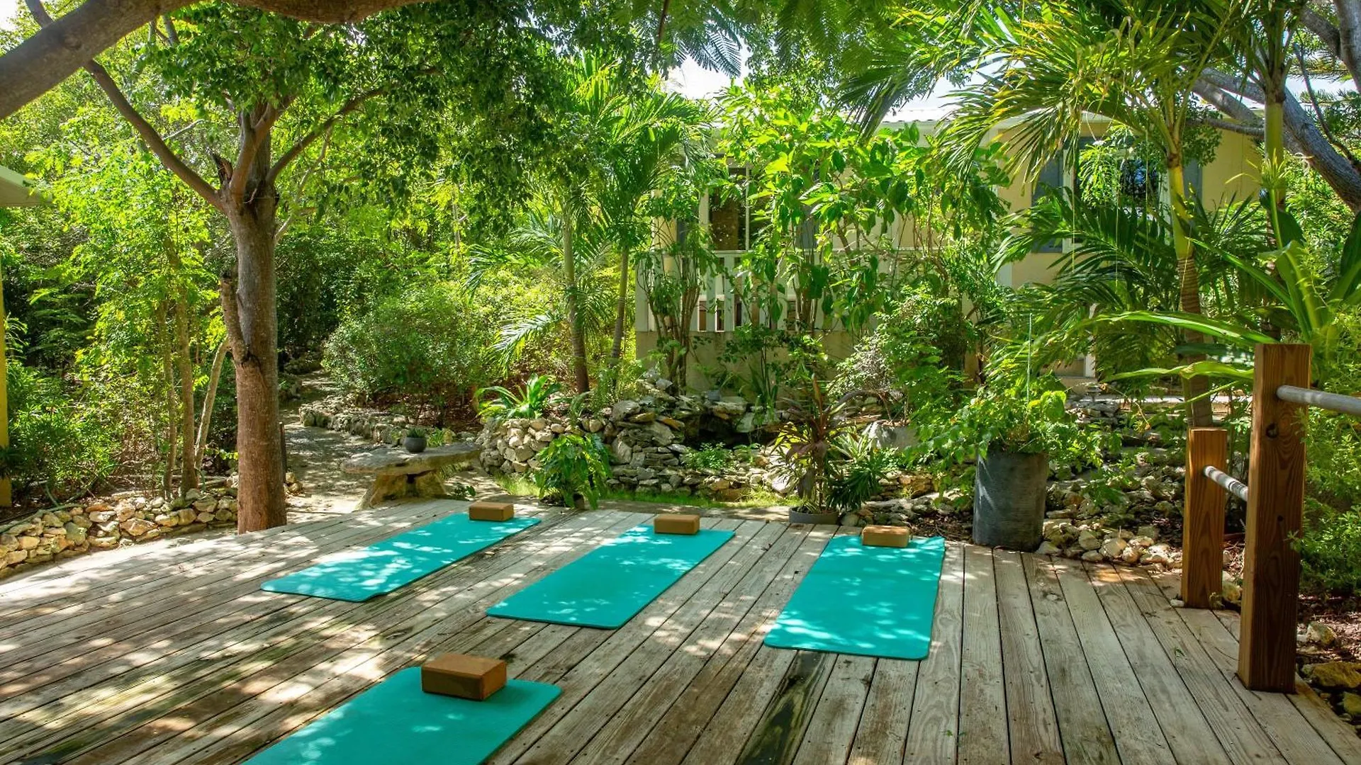 Kokomo Botanical Resort - Caribbean Family Cottages Turtle Cove
